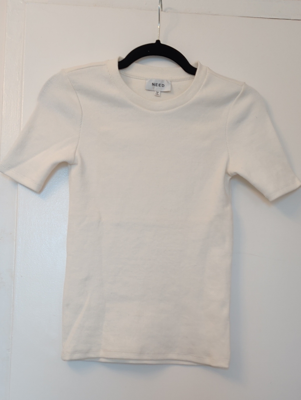 NWOT NEED by Need Supply White Structured Ribbed Tee Size XS